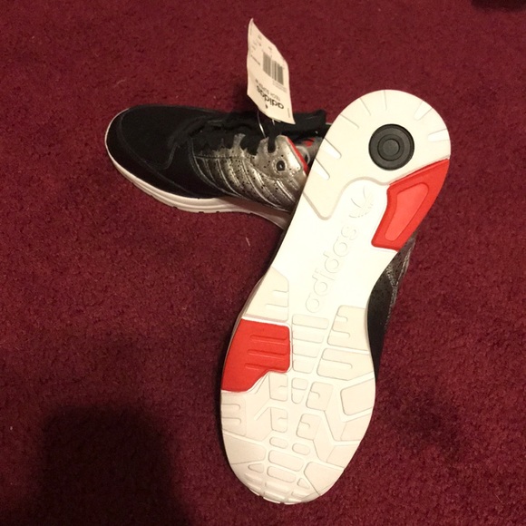 8.5 Adidas Rita Ora sneakers NWT - Picture 2 of 3